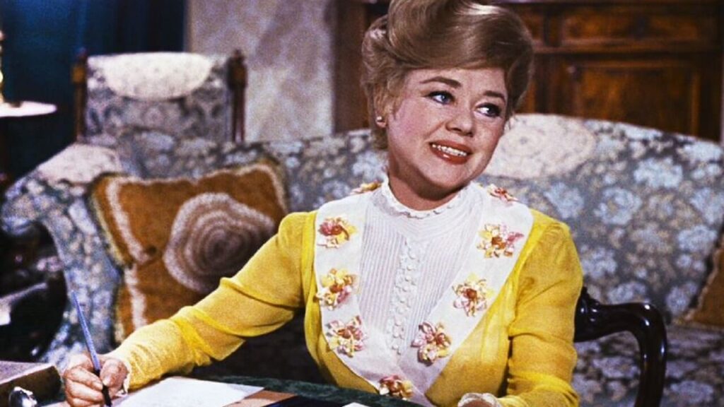 Glynis Johns La Signora Bank in Mary Poppins